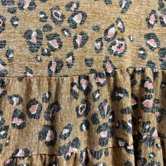 Animal Print Ruffle Shirt - Picture 5 of 5